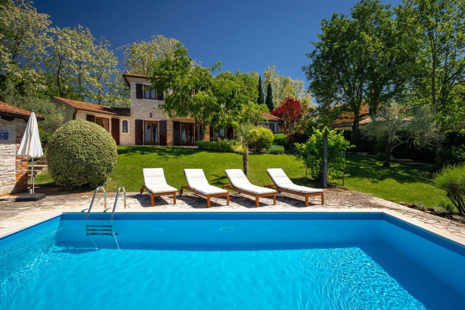 Rustic Villa Cehici With Pool In Sveti Lovrec Jehnici Esterno foto