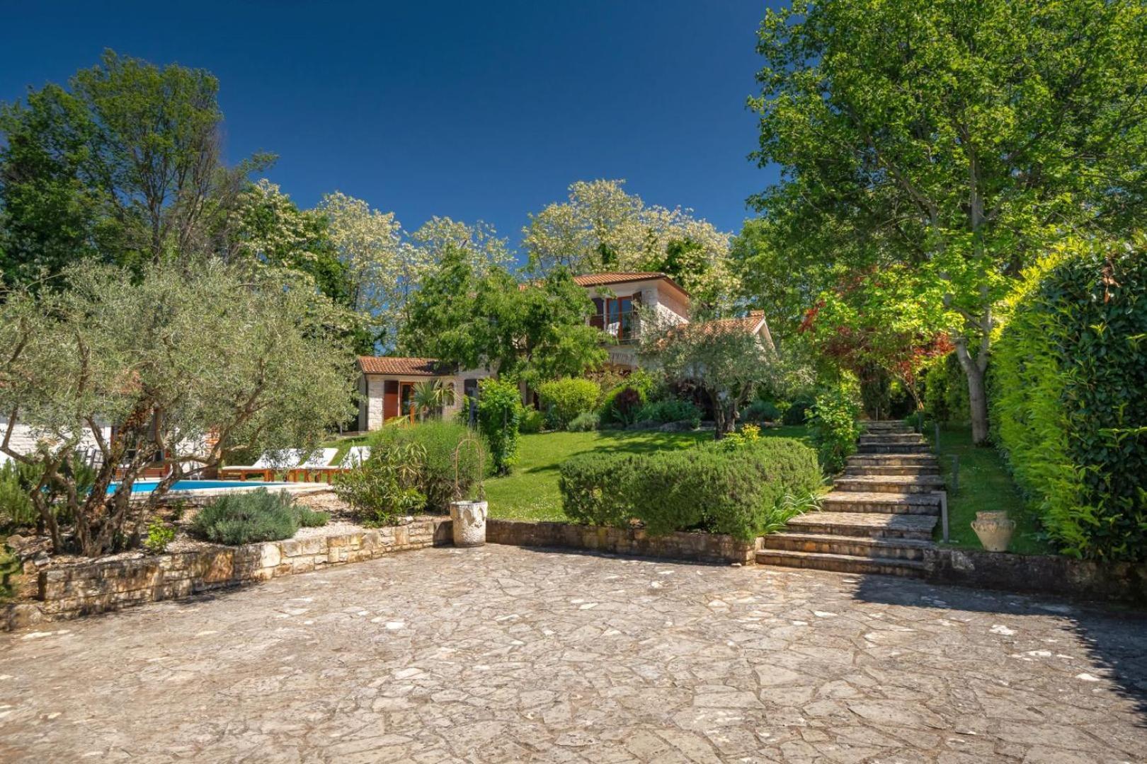Rustic Villa Cehici With Pool In Sveti Lovrec Jehnici Esterno foto